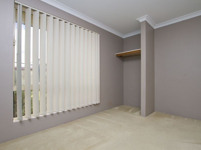 24 Glenfin Road, Seville Grove WA 6112