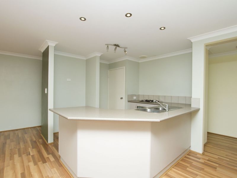 24 Glenfin Road, Seville Grove WA 6112