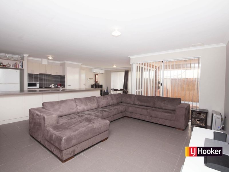 43 Ralphs Street, Seville Grove WA 6112