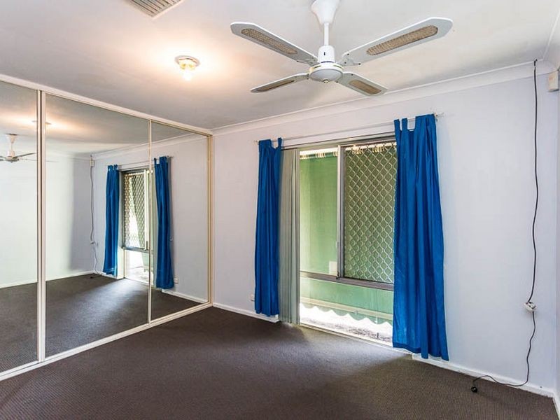 4 Cobham Way, Camillo WA 6111
