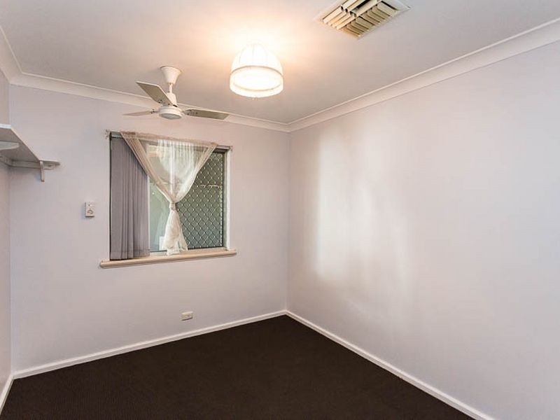 4 Cobham Way, Camillo WA 6111