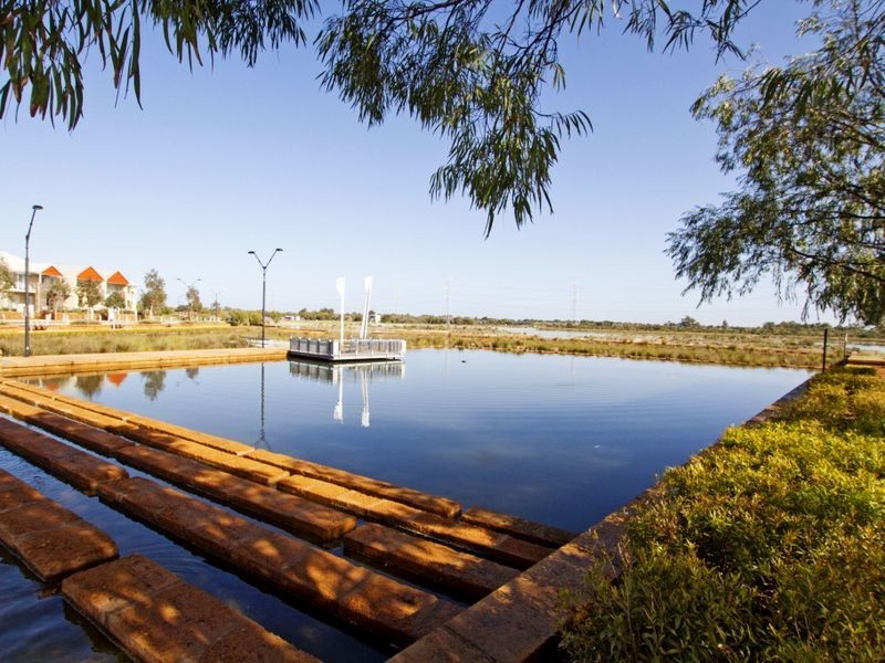 16 Regatta Boulevard, Champion Lakes WA 6111