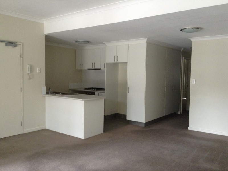 13/34 Malata Crescent, Success WA 6164