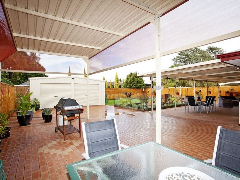 12 Sutcliffe Close, Seville Grove WA 6112