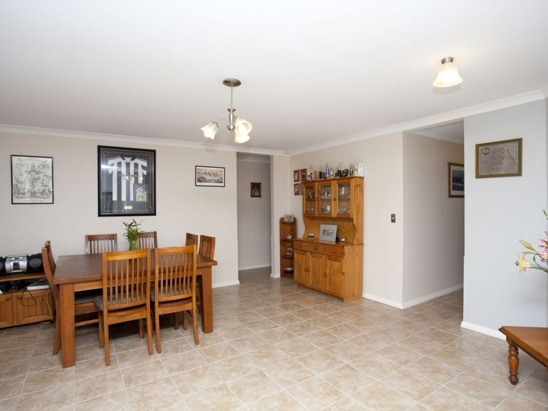 12 Sutcliffe Close, Seville Grove WA 6112