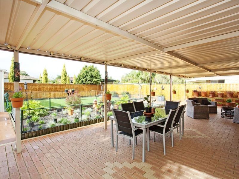 12 Sutcliffe Close, Seville Grove WA 6112