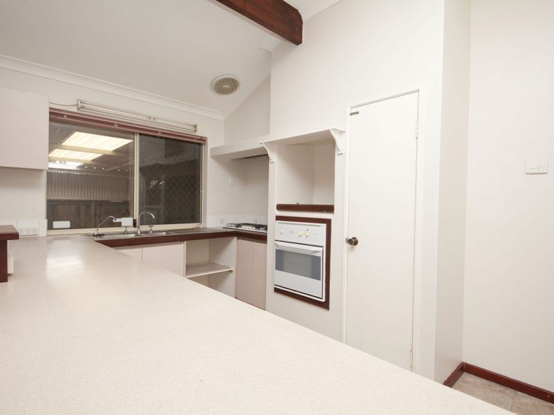 36 Petrel Close, Seville Grove WA 6112