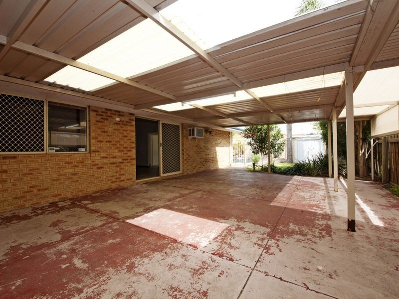 36 Petrel Close, Seville Grove WA 6112