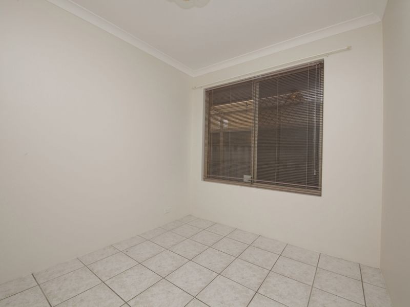 36 Petrel Close, Seville Grove WA 6112