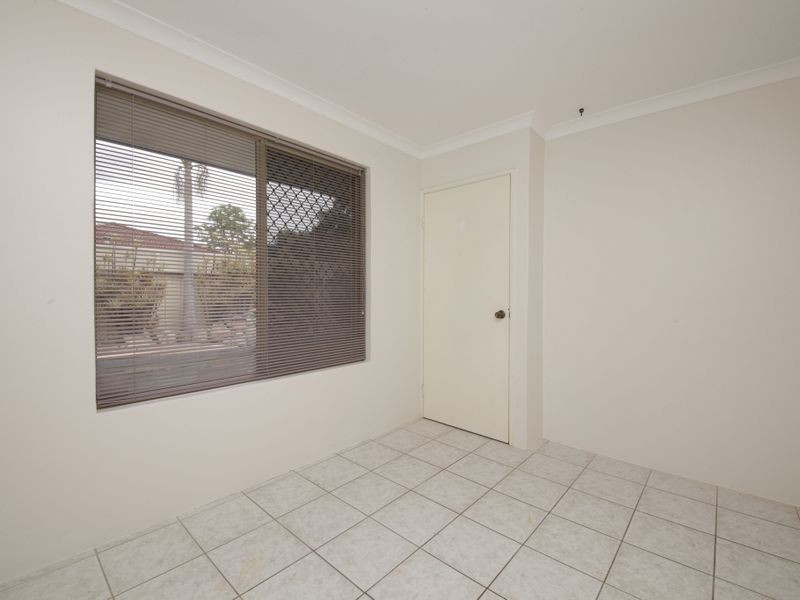 36 Petrel Close, Seville Grove WA 6112
