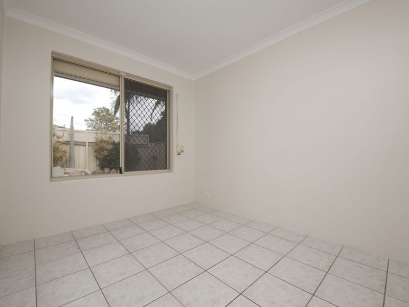 36 Petrel Close, Seville Grove WA 6112