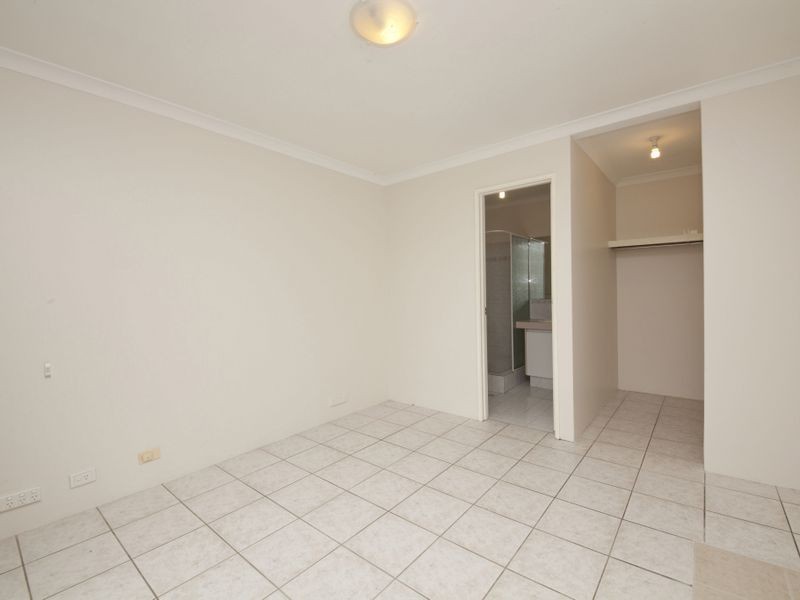 36 Petrel Close, Seville Grove WA 6112