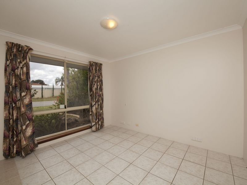36 Petrel Close, Seville Grove WA 6112
