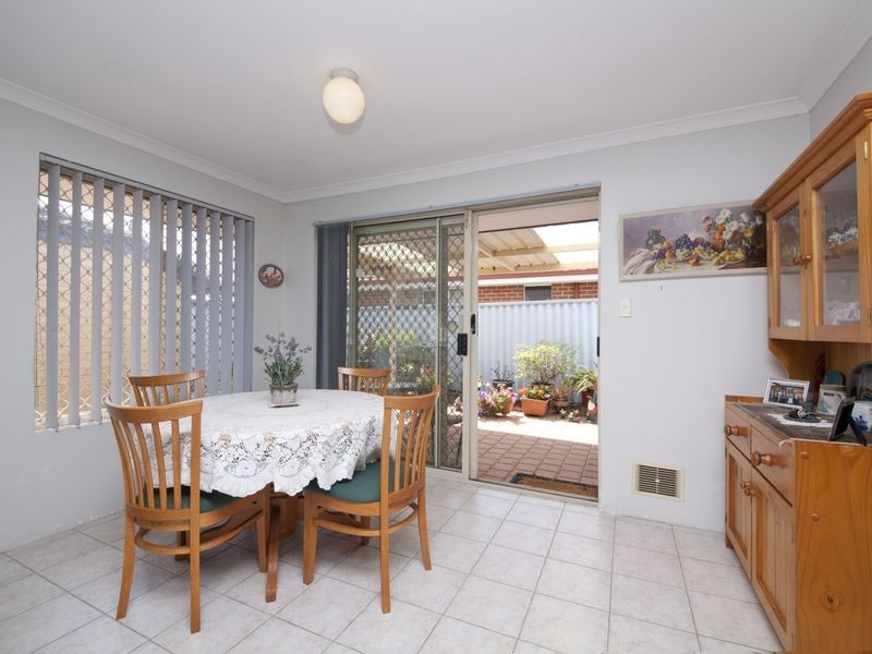 2/85 Coolgardie Street, St James WA 6102