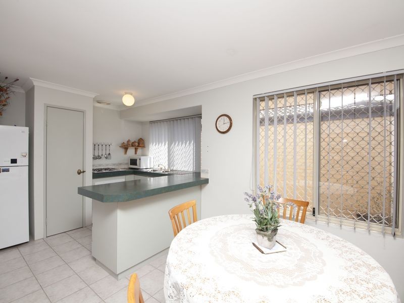 2/85 Coolgardie Street, St James WA 6102