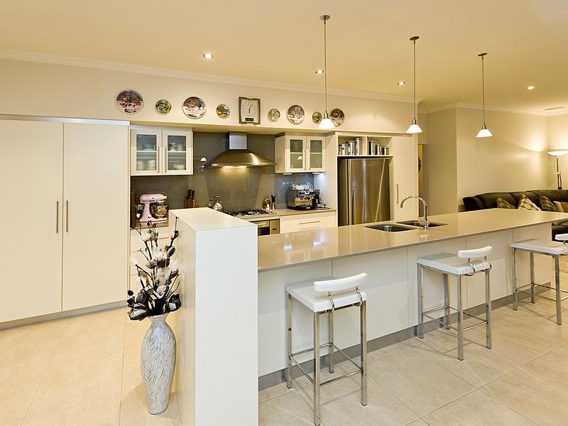 12 Knoop Drive, Darling Downs WA 6122