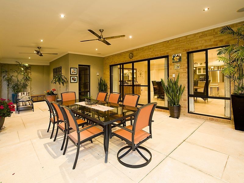 12 Knoop Drive, Darling Downs WA 6122