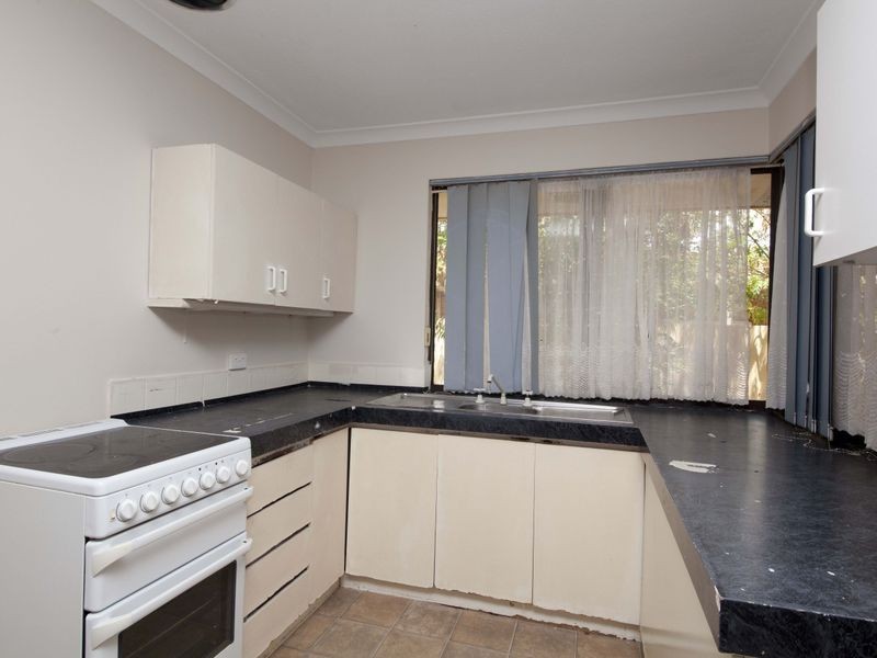 19 Mandarin Way, Seville Grove WA 6112