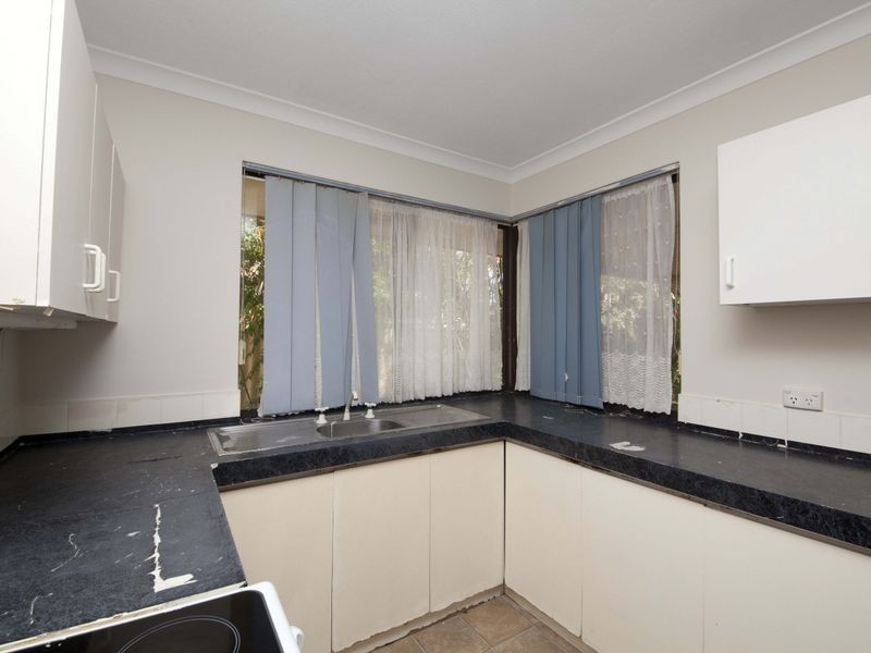 19 Mandarin Way, Seville Grove WA 6112