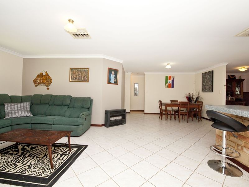 47 Lyrebird Loop, Seville Grove WA 6112