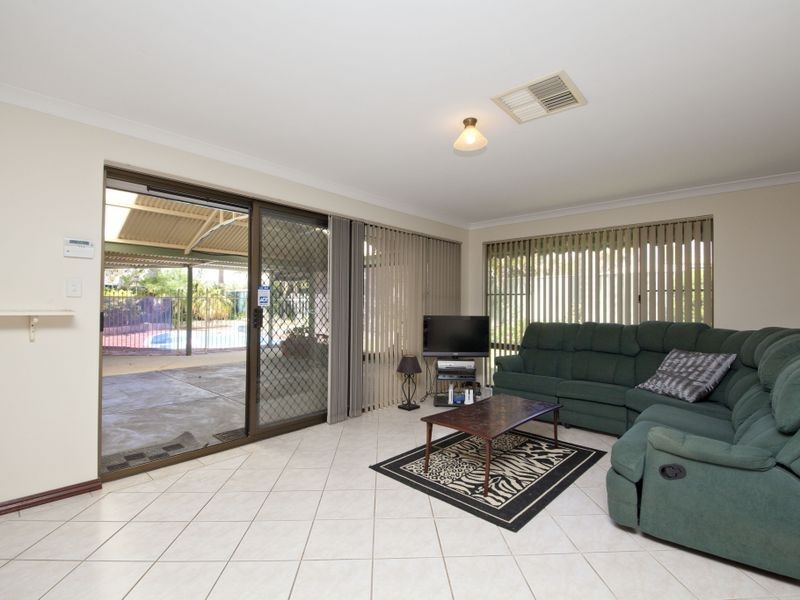 47 Lyrebird Loop, Seville Grove WA 6112