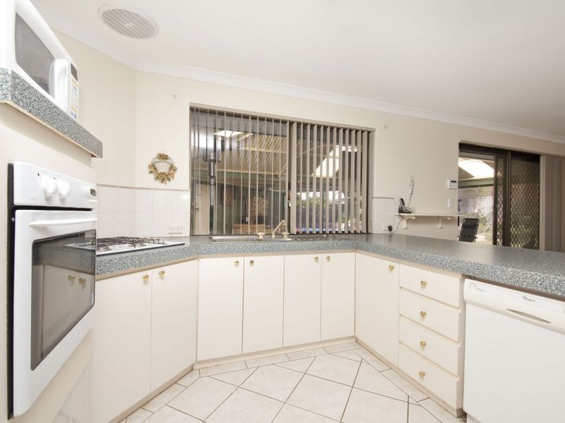 47 Lyrebird Loop, Seville Grove WA 6112