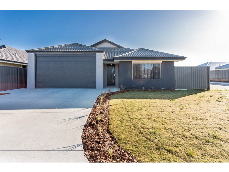 7 Peridot Parkway, Byford WA 6122