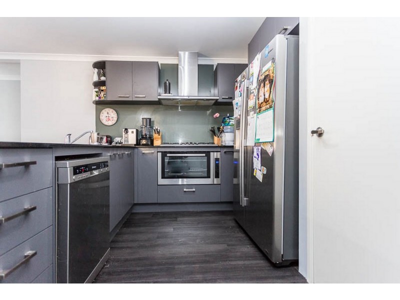 7 Peridot Parkway, Byford WA 6122