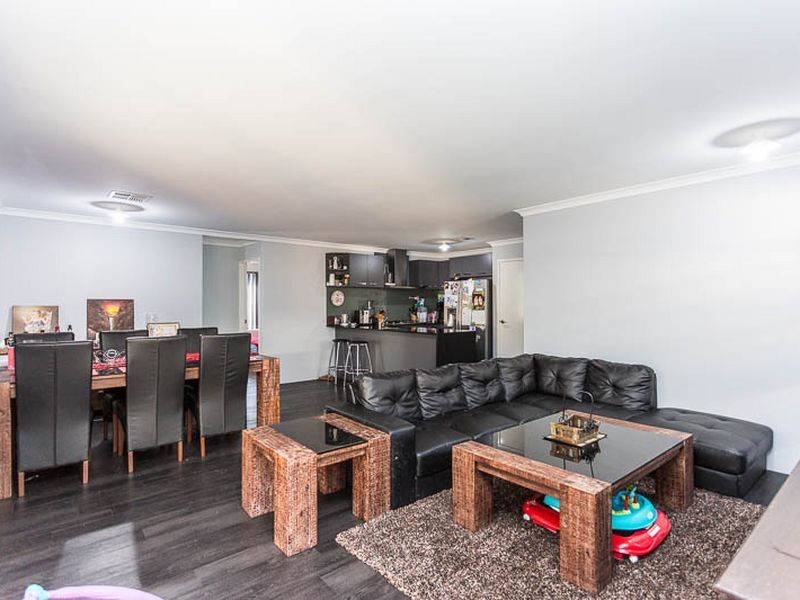 7 Peridot Parkway, Byford WA 6122