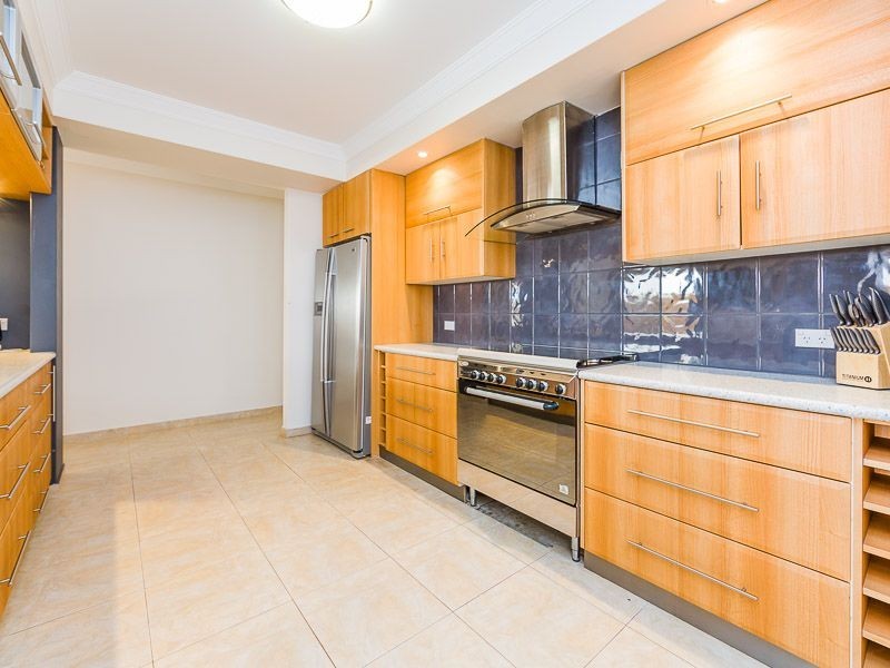 7 Gadd Avenue, Darling Downs WA 6122
