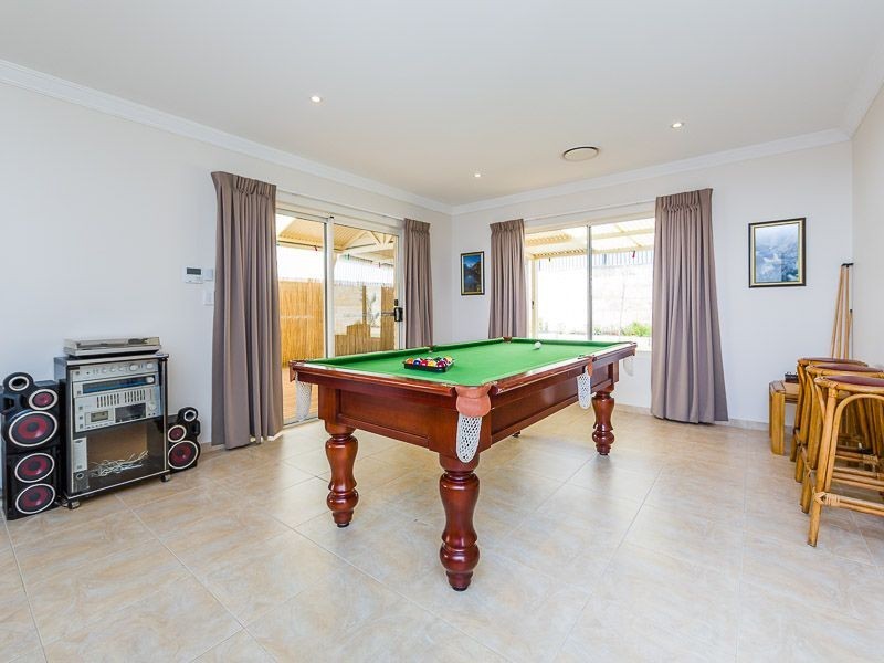 7 Gadd Avenue, Darling Downs WA 6122