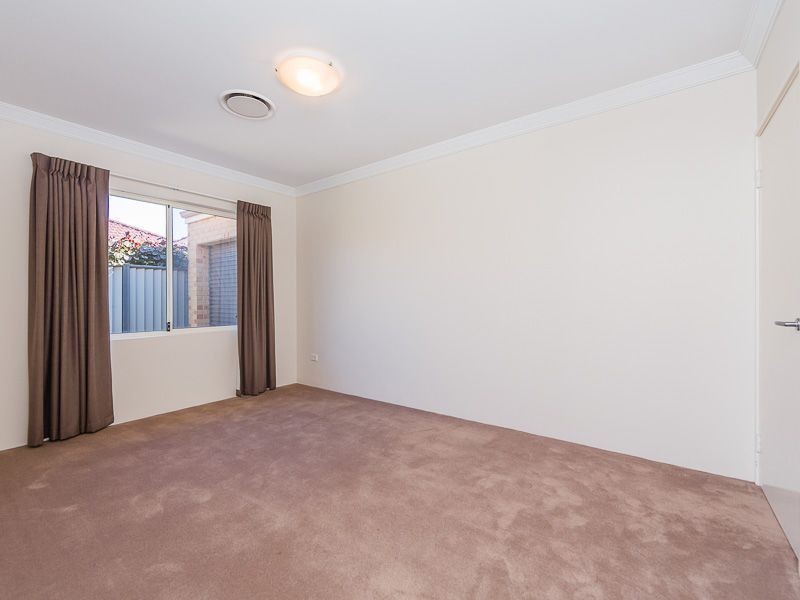 7 Gadd Avenue, Darling Downs WA 6122