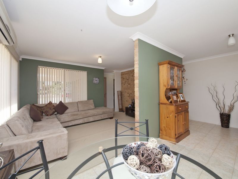 58 Strawberry Drive, Seville Grove WA 6112