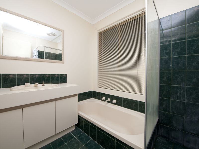 58 Strawberry Drive, Seville Grove WA 6112