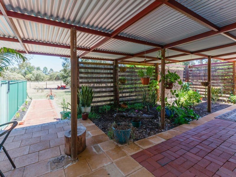 278 Hall Road, Serpentine WA 6125