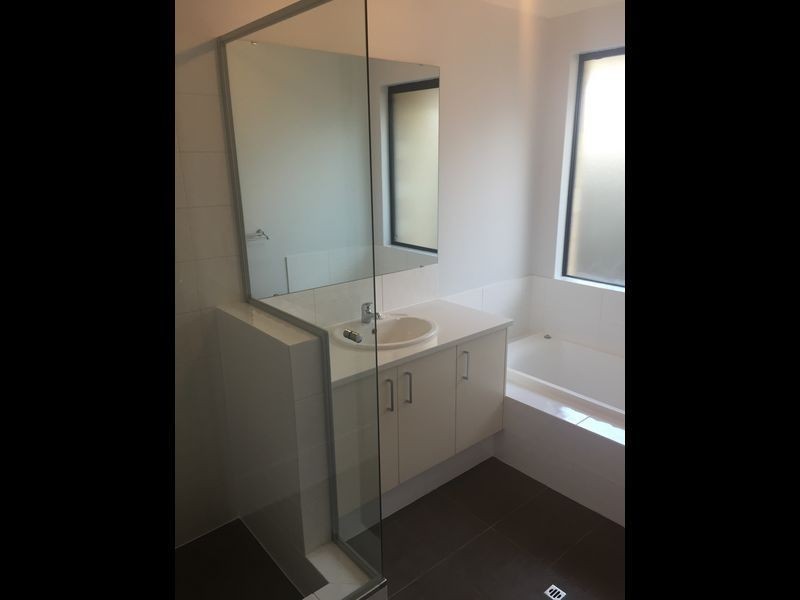 15 Carnelian Link, Byford WA 6122