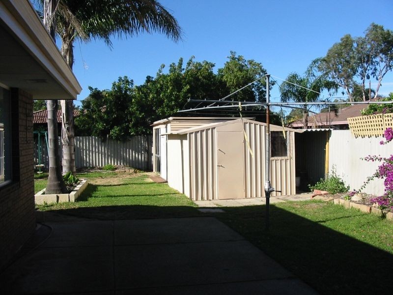 2A Cabarita Road, Armadale WA 6112