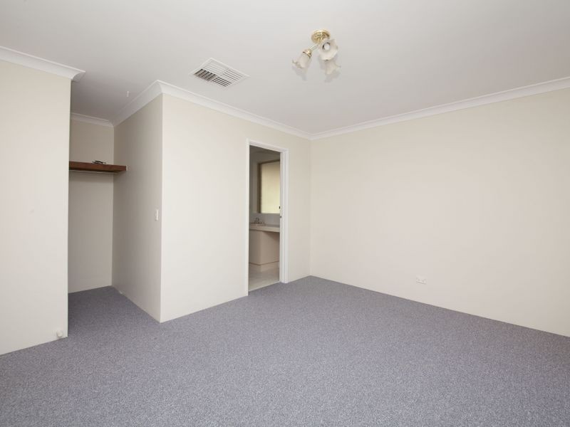 11 Ardross Street, Seville Grove WA 6112