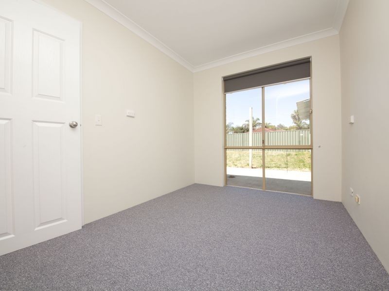 11 Ardross Street, Seville Grove WA 6112