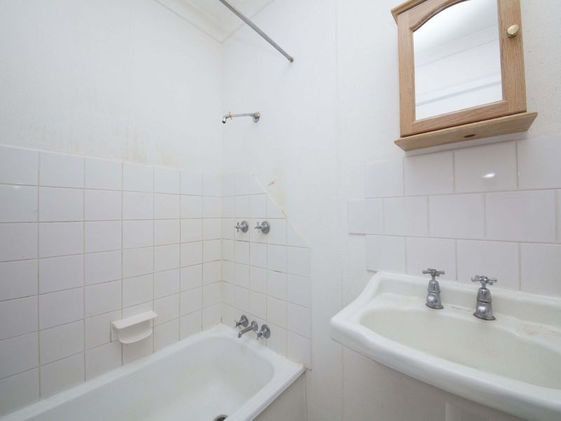 26 Ravenscroft Way, Kelmscott WA 6111