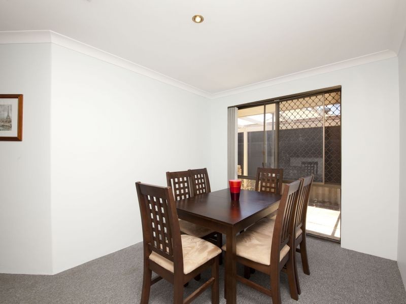 12 Malu Court, Camillo WA 6111