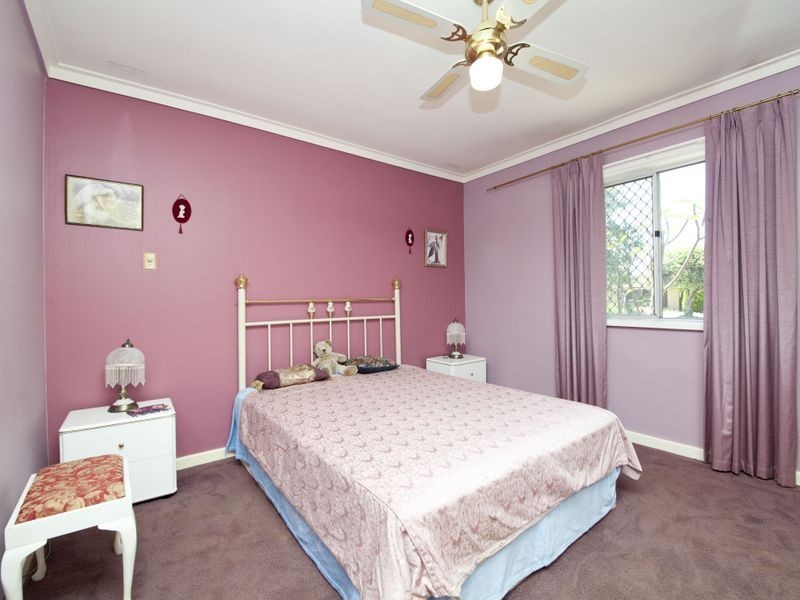 18 Brigalow Way, Armadale WA 6112