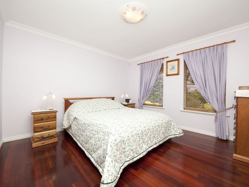 26 Powderbark Close, Jarrahdale WA 6124