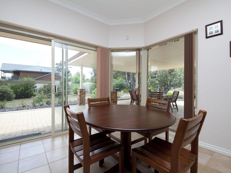 26 Powderbark Close, Jarrahdale WA 6124