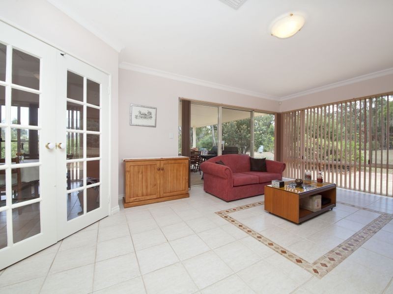 26 Powderbark Close, Jarrahdale WA 6124