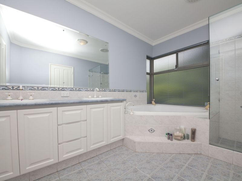 26 Powderbark Close, Jarrahdale WA 6124