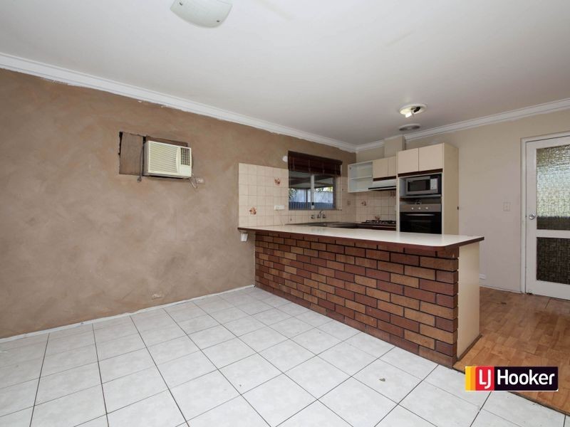 9 Elanora Road, Armadale WA 6112