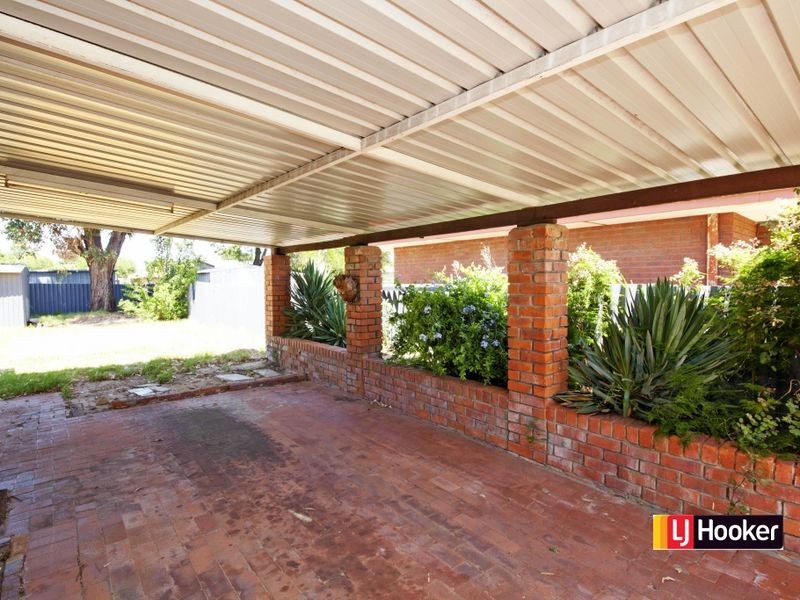 9 Elanora Road, Armadale WA 6112