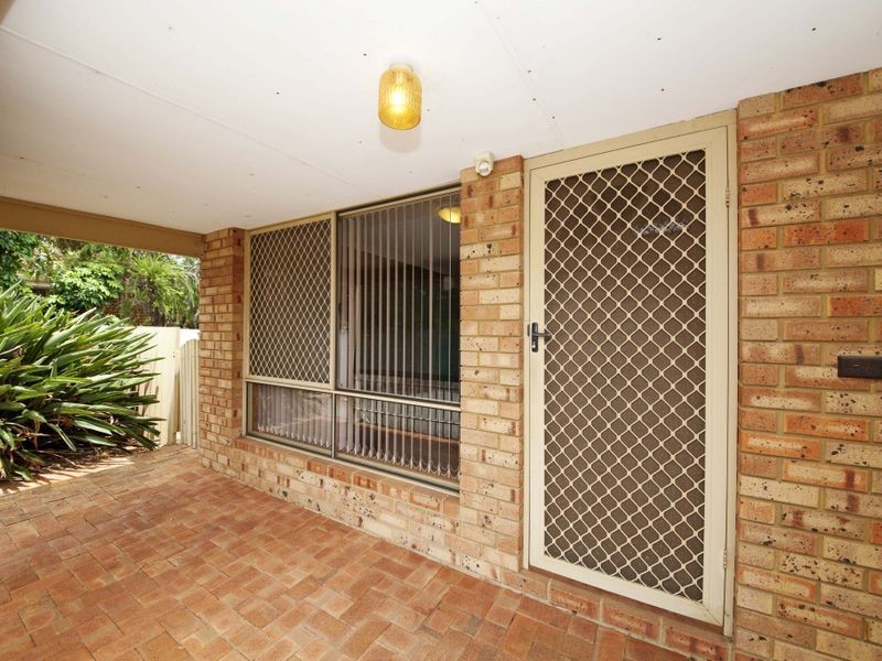 4/36 Owtram Road, Armadale WA 6112