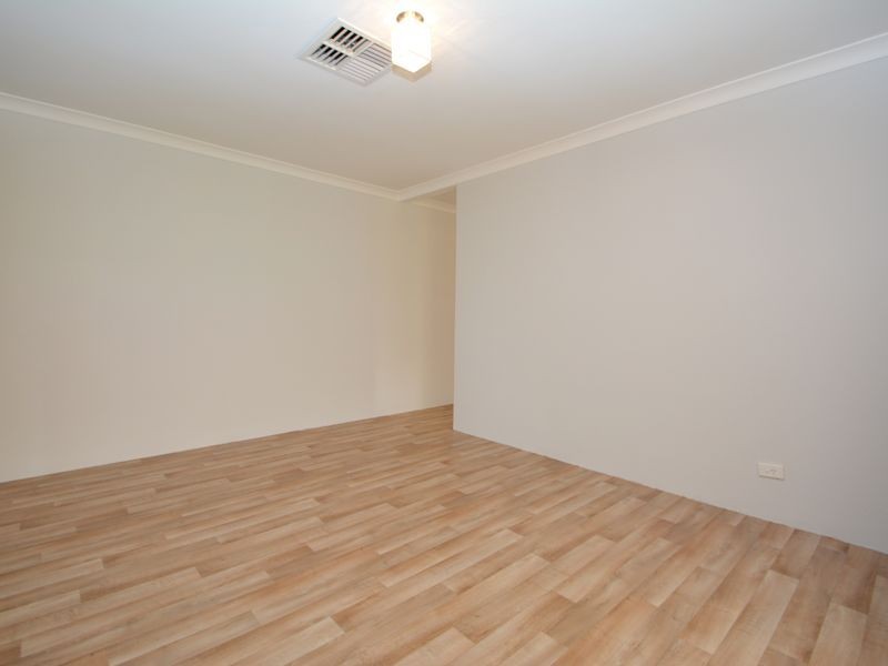 56 Chisholm Circle, Seville Grove WA 6112